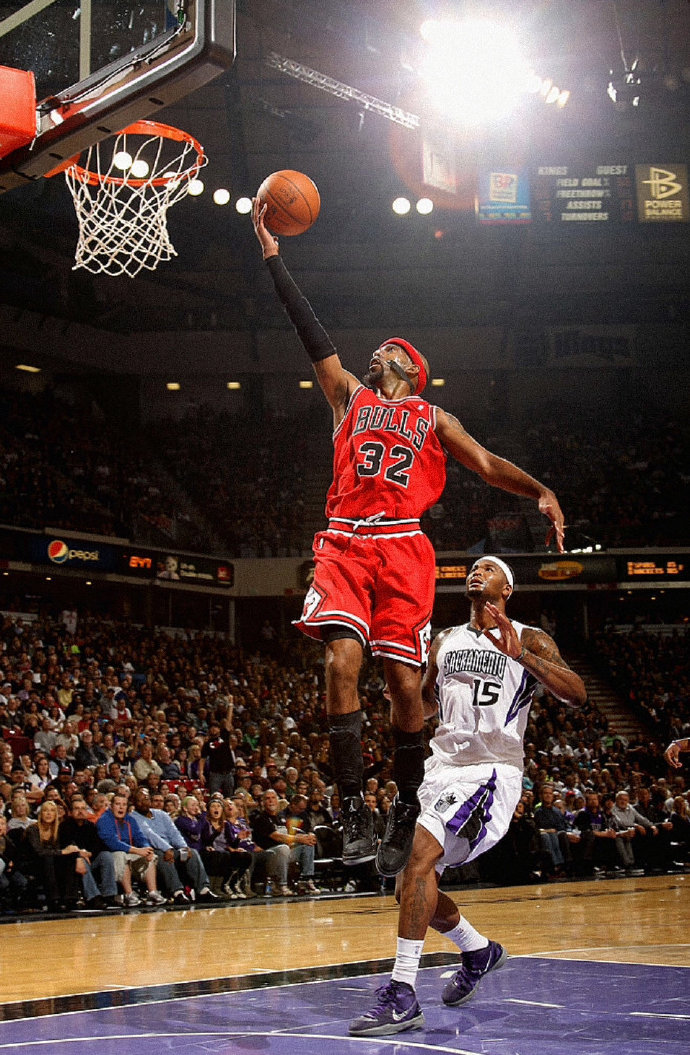 亚博官网-科比布莱恩特正在杀出冥界